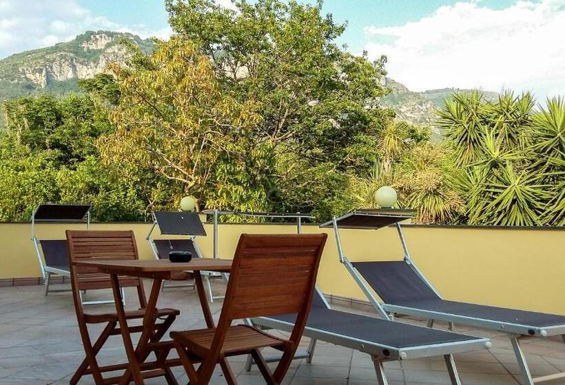 مبيت وإفطار La Gaggia Guest House