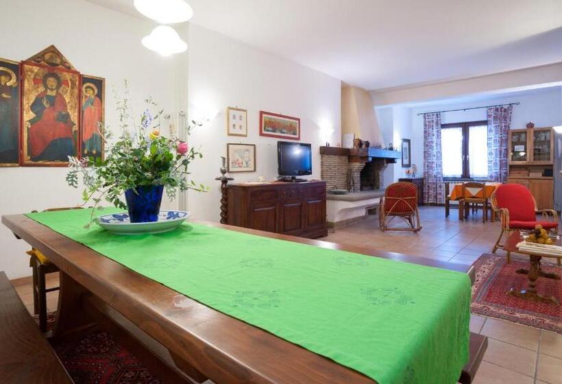 تختخواب و صبحانه La Villa Di Lucia