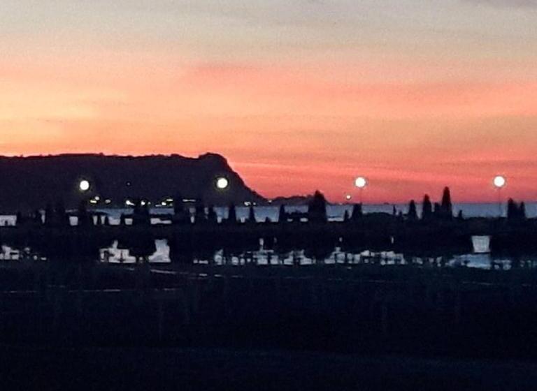 تختخواب و صبحانه Terrazza Sul Mare