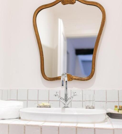 تختخواب و صبحانه Villa La Bianca