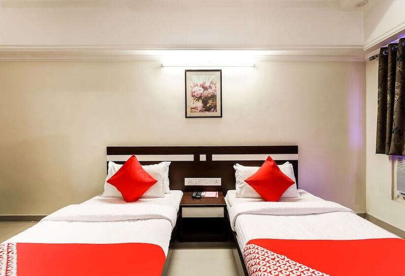هتل Alpha, Vadodara