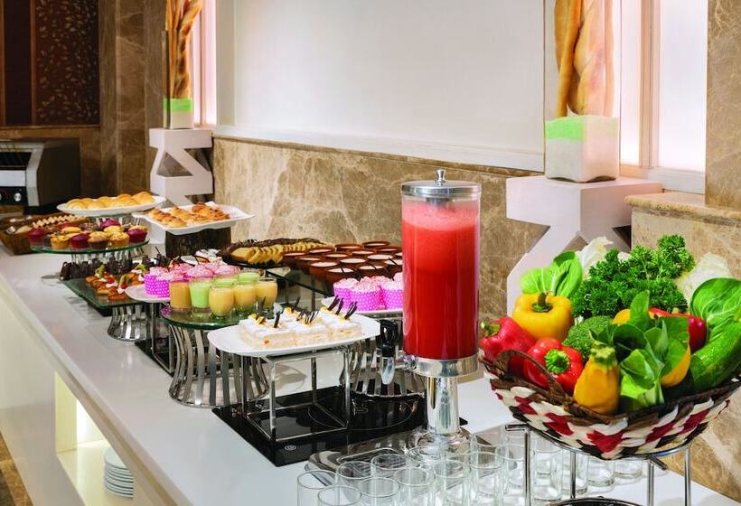 Fotos del hotel Ramada By Wyndham Varanasi Katesar:  9