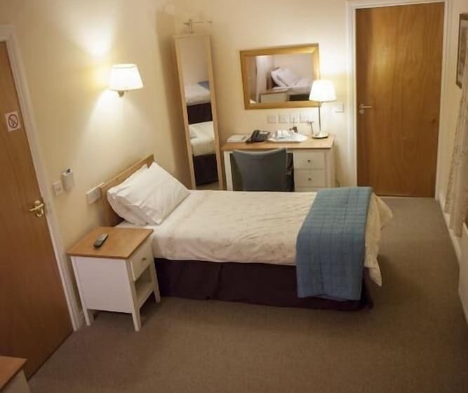 The Derg Arms B&b