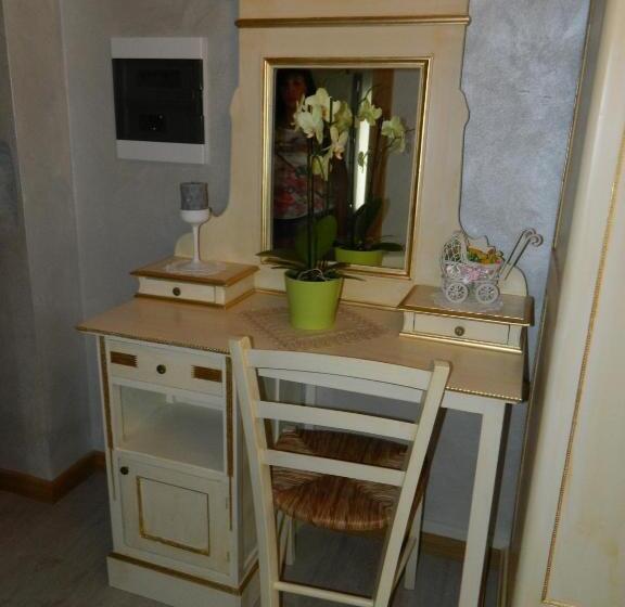 تختخواب و صبحانه Affittacamere Ai Fiori