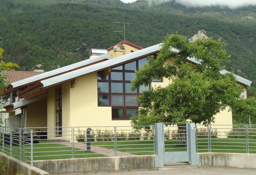 مبيت وإفطار Agritur Deromedi
