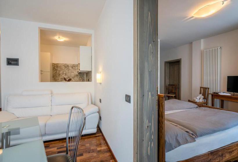 مبيت وإفطار Agritur Deromedi