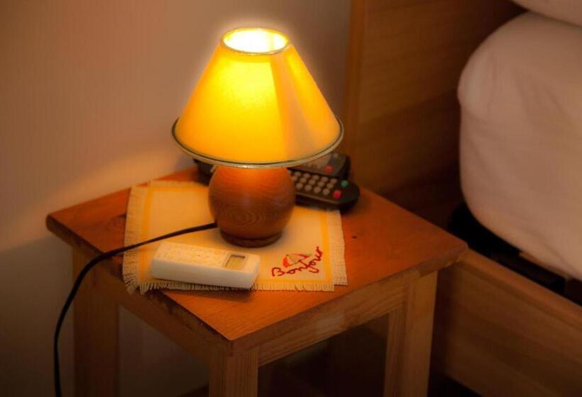 مبيت وإفطار Bonjour