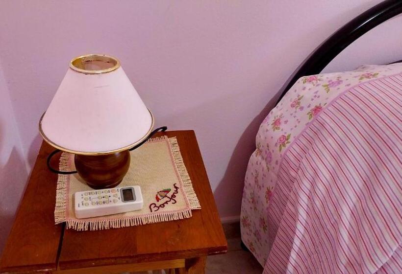 مبيت وإفطار Bonjour