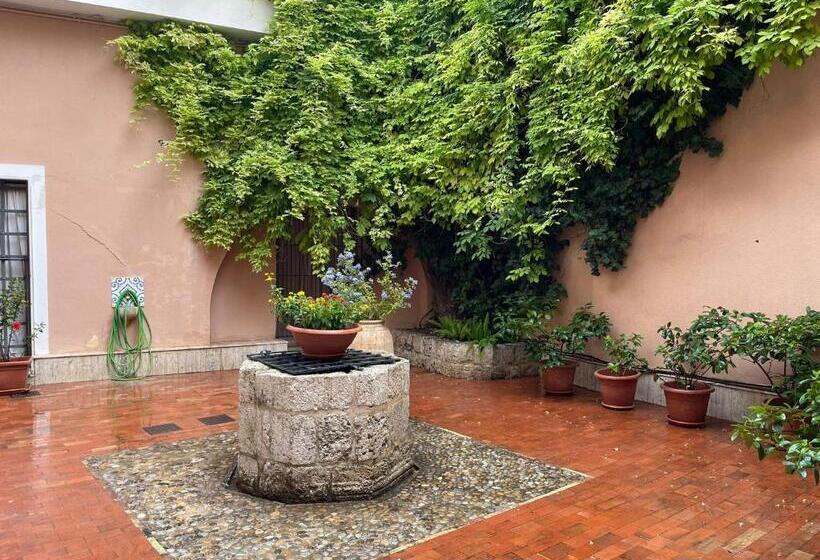 تختخواب و صبحانه Palazzo Bella