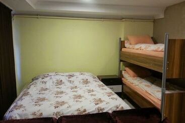 Bulvar Hostel