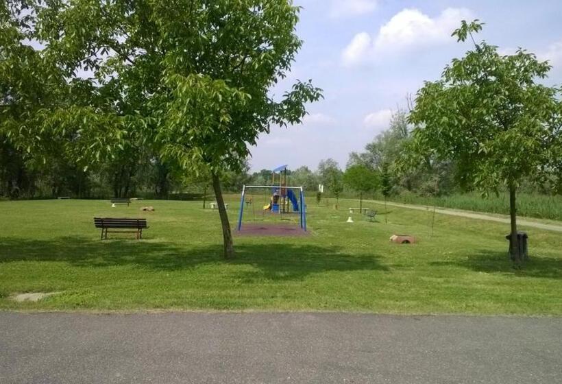 בית מלון כפרי Albergo Del Po