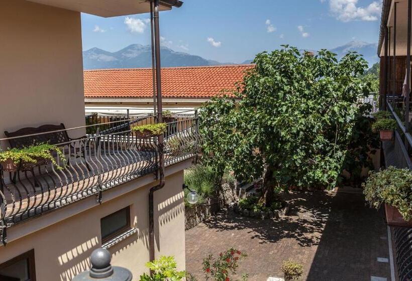 هتل Albergo Ristorante Il Ciclope
