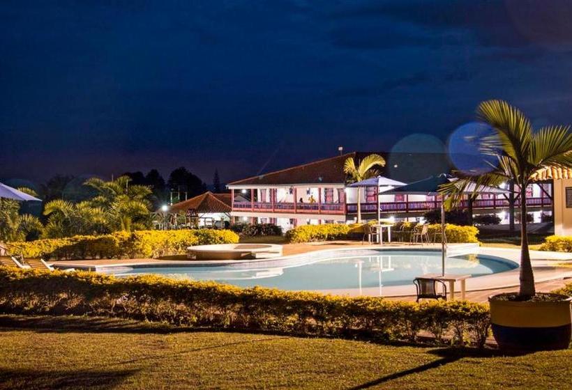 هتل Arrayanes Del Quindío