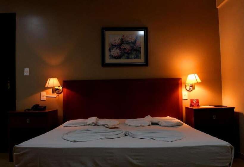 هتل Geneviee Palace
