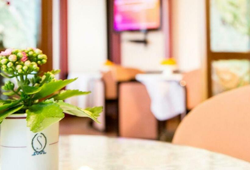 Отель Ristorante Sasso