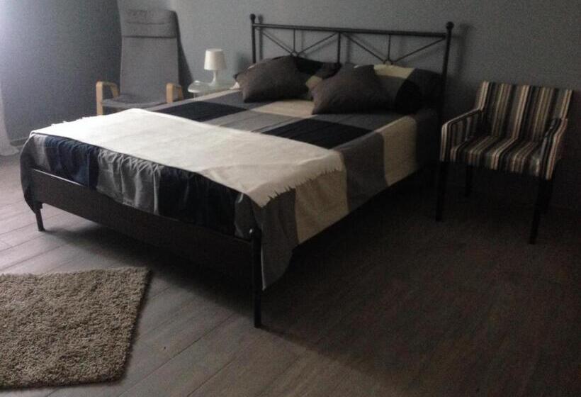 تختخواب و صبحانه Casa Di Amici