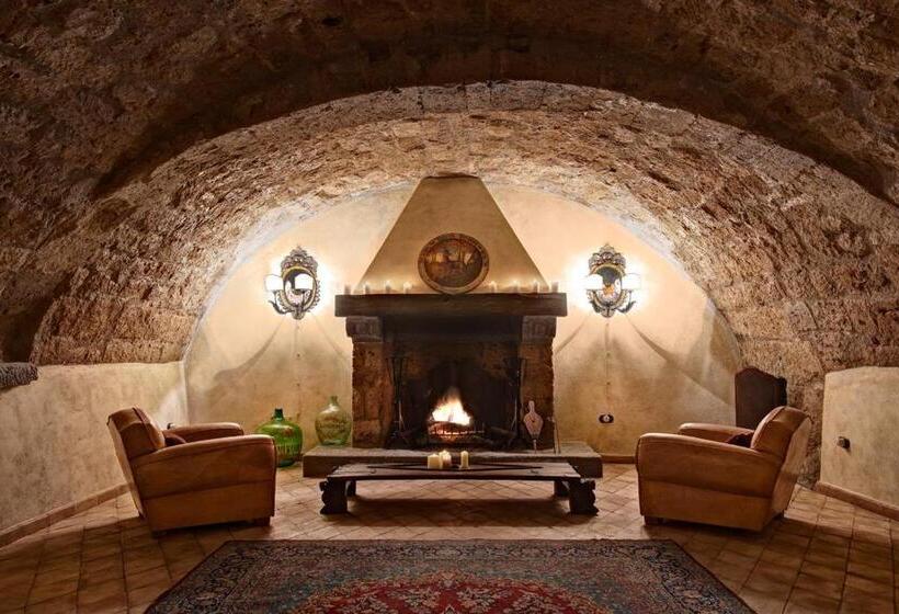 تختخواب و صبحانه Corte Della Maesta Antica Residenza