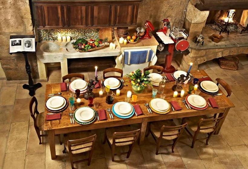 تختخواب و صبحانه Corte Della Maesta Antica Residenza