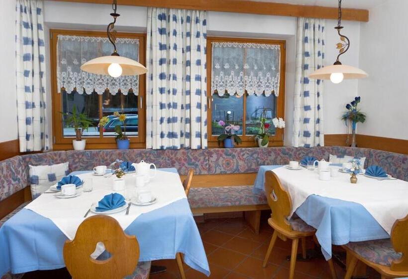 مبيت وإفطار Garni Bergland