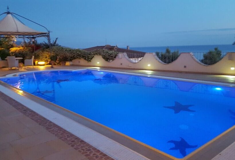تختخواب و صبحانه La Suite Del Faro