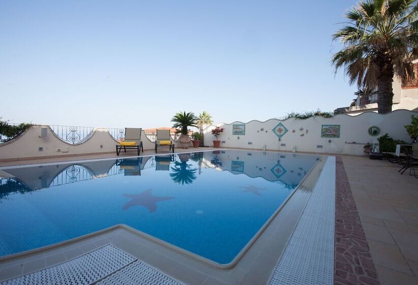 تختخواب و صبحانه La Suite Del Faro