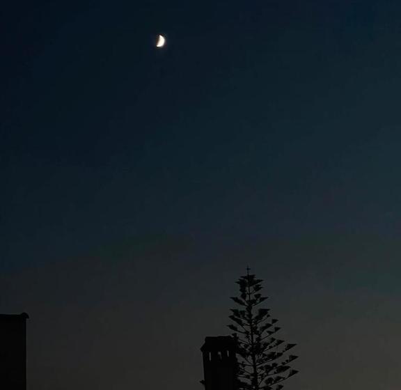 تختخواب و صبحانه Torremana