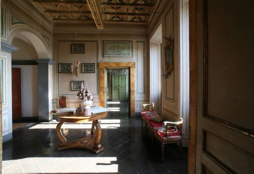 Bed and Breakfast Vesconte Residenza D'epoca Dal 1533