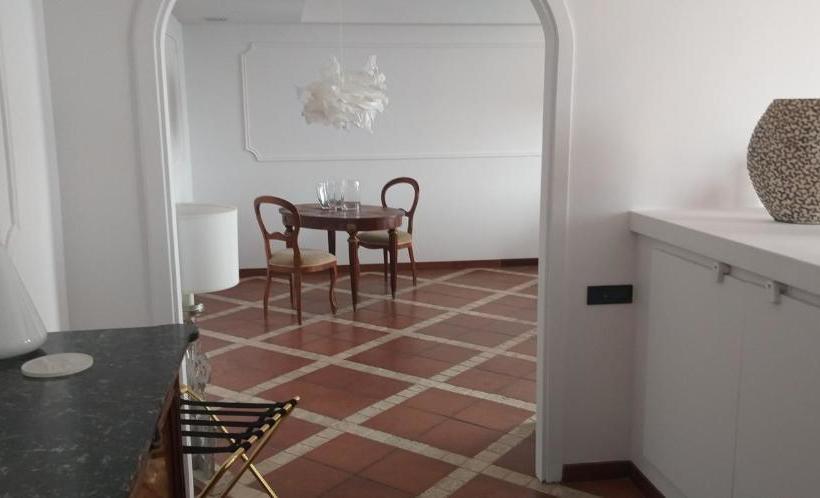 مبيت وإفطار Villa Pocci