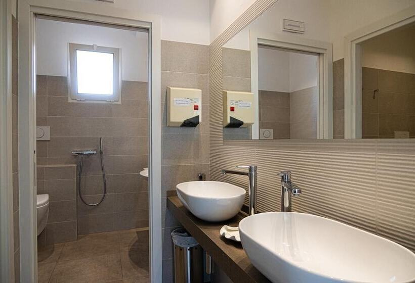 فندق Cormoran Riccione