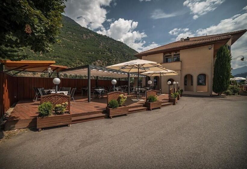 ホテル Gasthof Mondschein