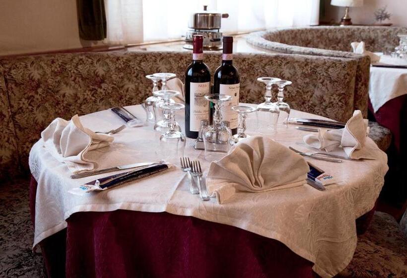 فندق Ristorante La Rosa