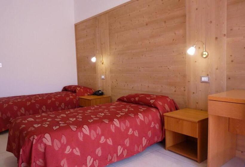 فندق Ristorante La Rosa