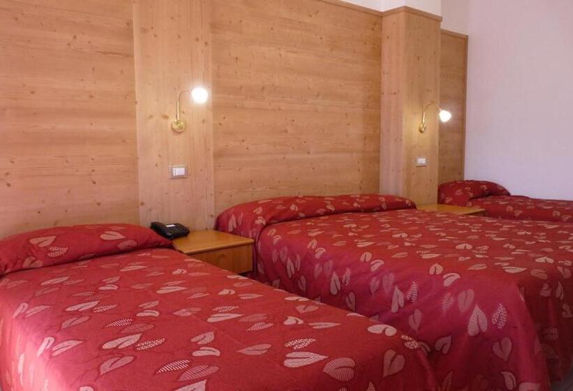 فندق Ristorante La Rosa