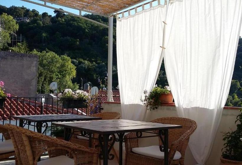 La Via Del Carretto B&b