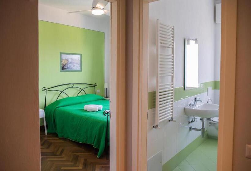 B&b Cento Passi Dalle Mura