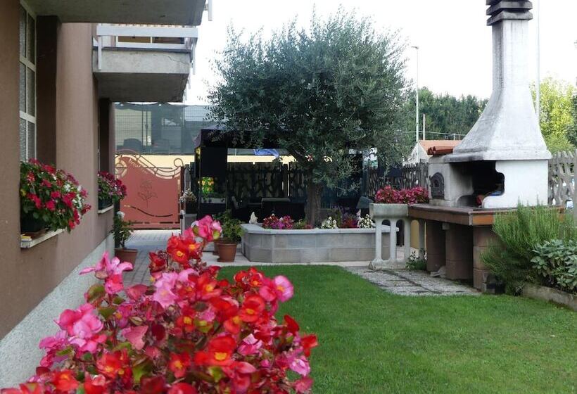 민박 I Fiori Di Malpensa