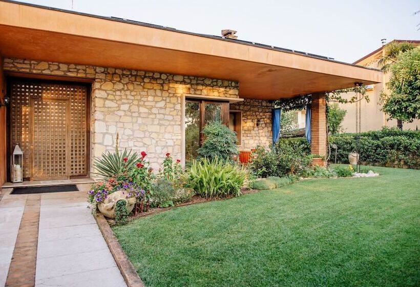 مبيت وإفطار La Dolce Vita