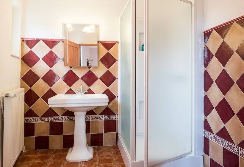 تختخواب و صبحانه Le Relais De Tamaroque