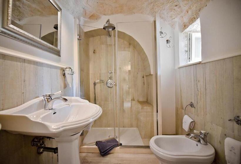 تختخواب و صبحانه Leonardo Trulli Resort