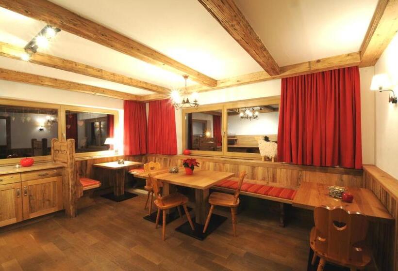 住宿加早餐  Pension Mirabelle