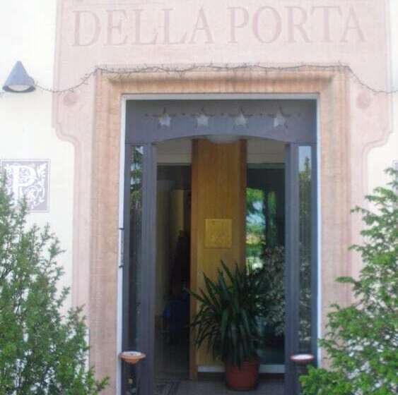 هتل Della Porta