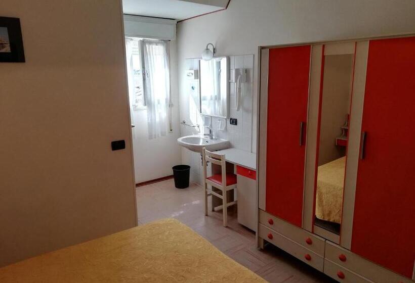 Fotos del hotel Devon Rooms & Breakfast:  36
