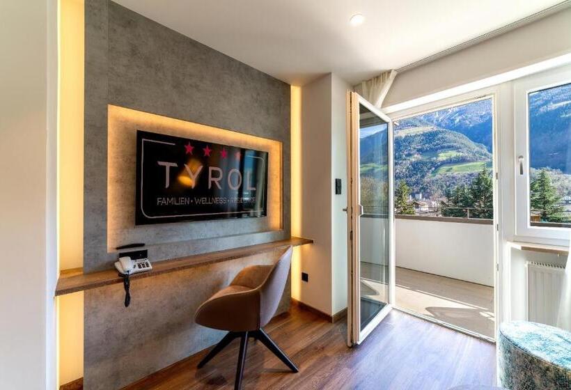 酒店 Familien Wellness Residence Tyrol