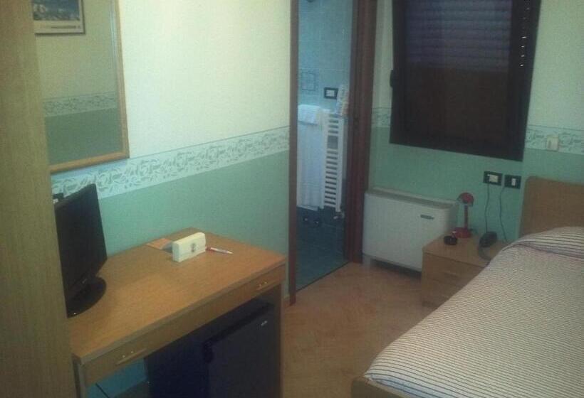 فندق Ristorante Albergo Da Giovanni