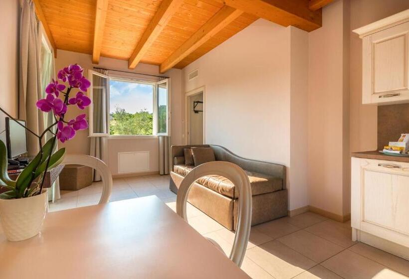 تختخواب و صبحانه Agriturismo Corte Aurea