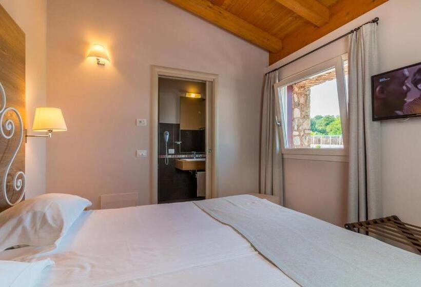 تختخواب و صبحانه Agriturismo Corte Aurea