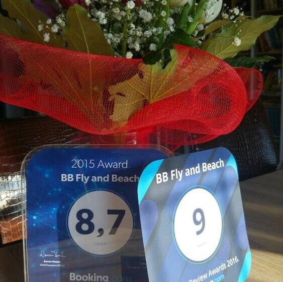 تختخواب و صبحانه Bb Fly And Beach