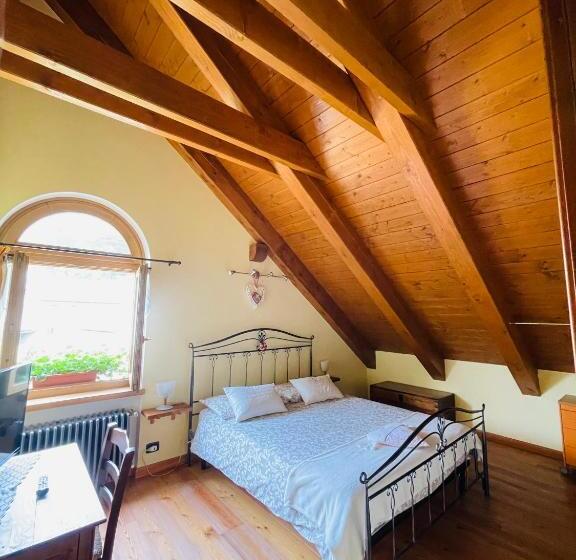 مبيت وإفطار Casa Brencio