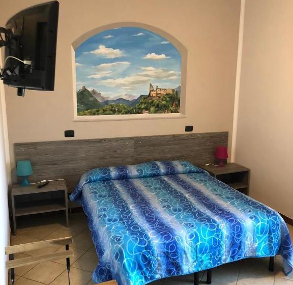 مبيت وإفطار Il Gatto E La Volpe