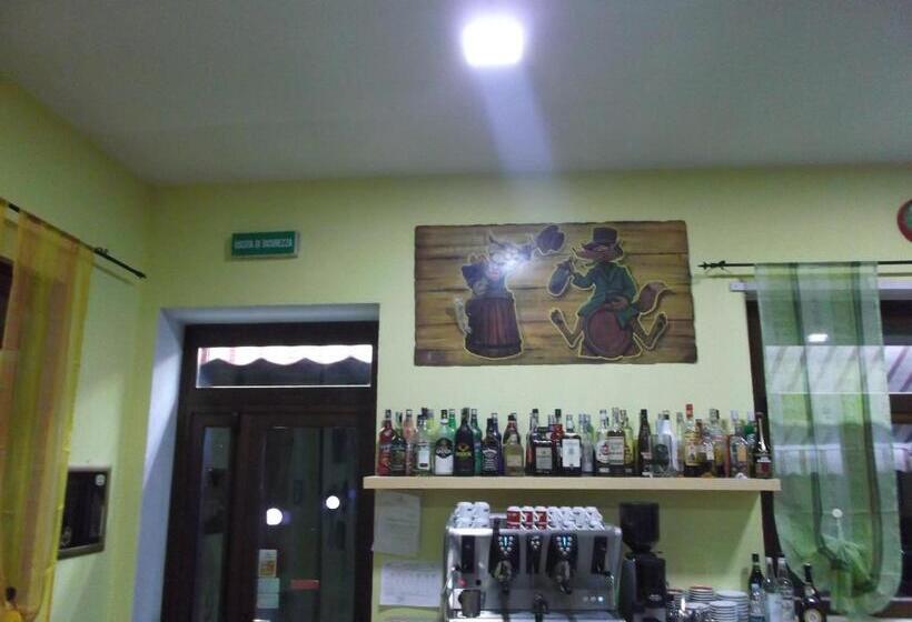 مبيت وإفطار Il Gatto E La Volpe